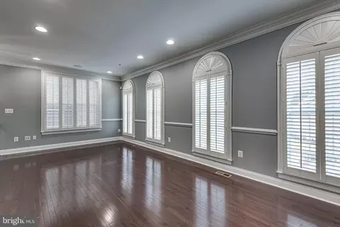 7667 Elmcrest Rd, Hanover, MD 21076 photo 8