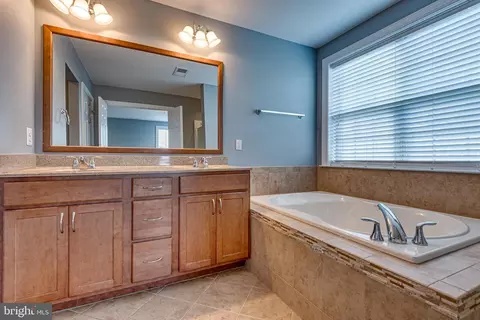 7667 Elmcrest Rd, Hanover, MD 21076 photo 20
