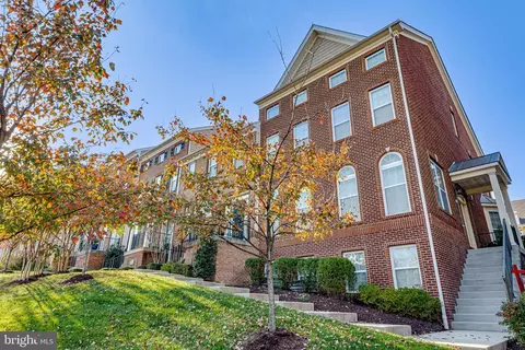 7667 Elmcrest Rd, Hanover, MD 21076