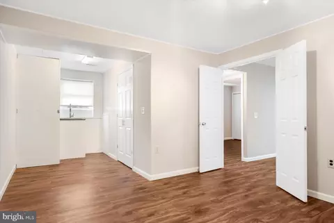 495 Williamsburg Ln, Odenton, MD 21113 photo 25