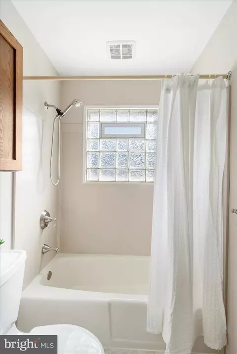 495 Williamsburg Ln, Odenton, MD 21113 photo 21