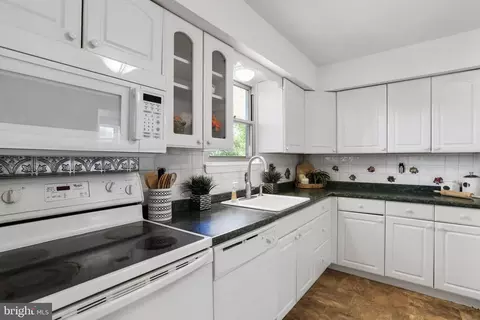 1159 Hampton Rd, Annapolis, MD 21409