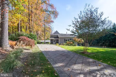 4695 Walters Ln, Harwood, MD 20776