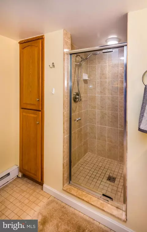 1214 Farmview Rd, Pasadena, MD 21122 photo 34