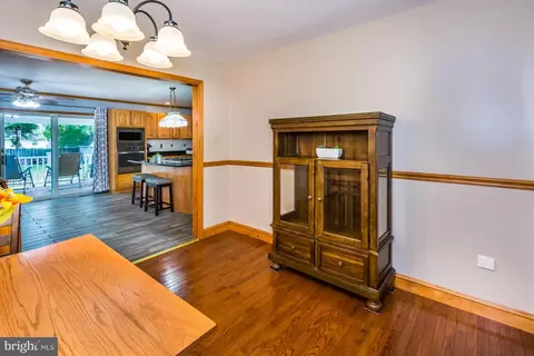 1214 Farmview Rd, Pasadena, MD 21122 photo 16