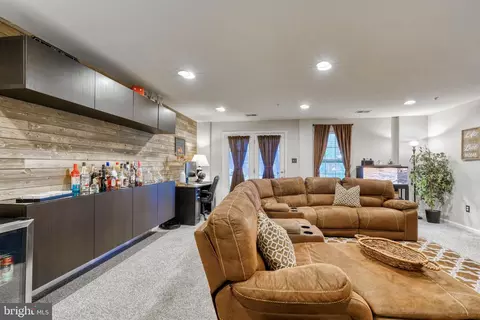 767 Cherry Bark Ln, Baltimore Highlands, MD 21225 photo 11