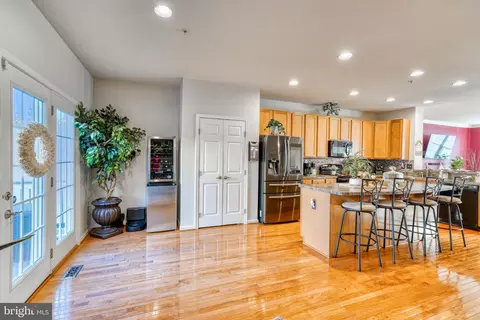 767 Cherry Bark Ln, Baltimore Highlands, MD 21225 photo 22