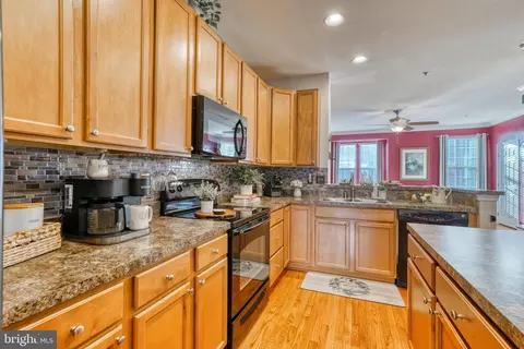 767 Cherry Bark Ln, Baltimore Highlands, MD 21225 photo 27