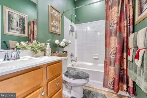 767 Cherry Bark Ln, Baltimore Highlands, MD 21225 photo 42