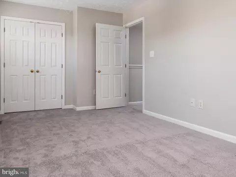8107 Gray Stone Ln, Pasadena, MD 21122 photo 17