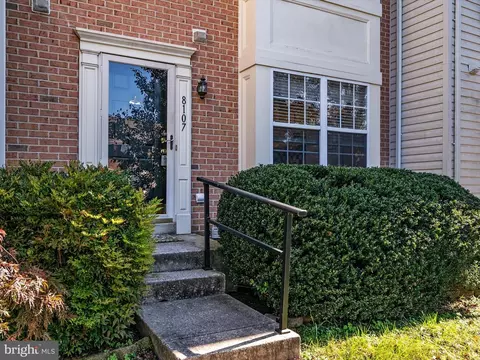 8107 Gray Stone Ln, Pasadena, MD 21122 photo 3