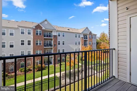 1602 Hardwick Ct #202, Hanover, MD 21076 photo 30