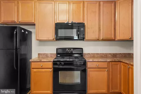 1602 Hardwick Ct #202, Hanover, MD 21076 photo 11
