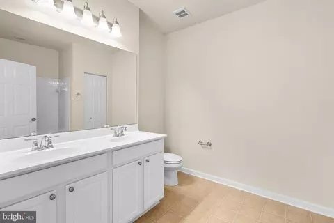 1602 Hardwick Ct #202, Hanover, MD 21076 photo 22