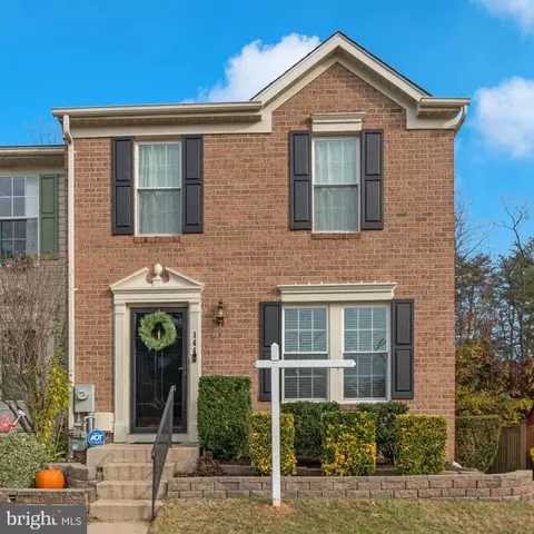 144 Foxview Dr, Glen Burnie, MD 21061