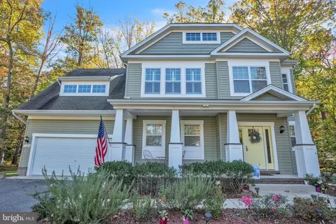 729 Walnut Ave, North Beach, MD 20714
