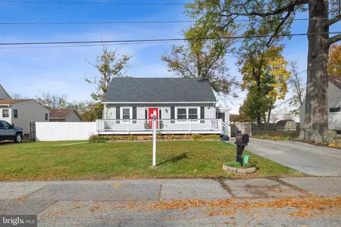416 Irene Dr, Glen Burnie, MD 21061