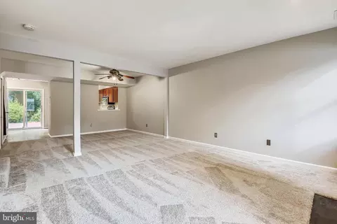 18 Janwall Ct, Annapolis, MD 21403 photo 5