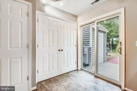 18 Janwall Ct, Annapolis, MD 21403 photo 10
