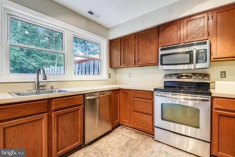18 Janwall Ct, Annapolis, MD 21403 photo 13