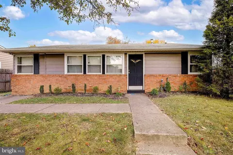 806 Barkwood Rd, Glen Burnie, MD 21061