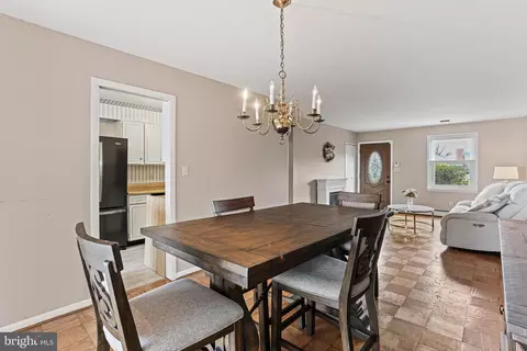 Dining - 212 Granada Rd, Pasadena, MD 21122 photo 2 of 2