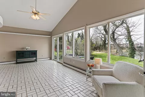 Living - 212 Granada Rd, Pasadena, MD 21122 photo 4 of 5