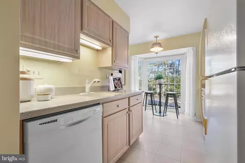 1270 Caddie Dr, Arnold, MD 21012 photo 3