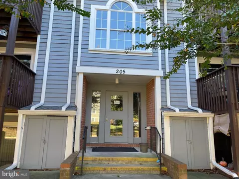 205 Water Fountain Ct #104, Glen Burnie, MD 21060