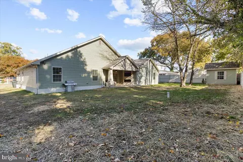 7825 Appletree Rd, Pasadena, MD 21122 photo 45