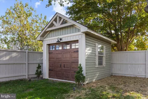 7825 Appletree Rd, Pasadena, MD 21122 photo 47