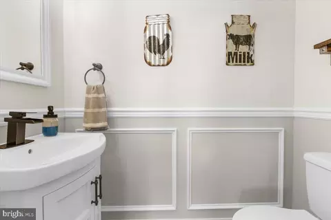 7825 Appletree Rd, Pasadena, MD 21122 photo 38