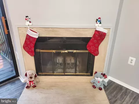 118 Mountain Rd #2B, Glen Burnie, MD 21060