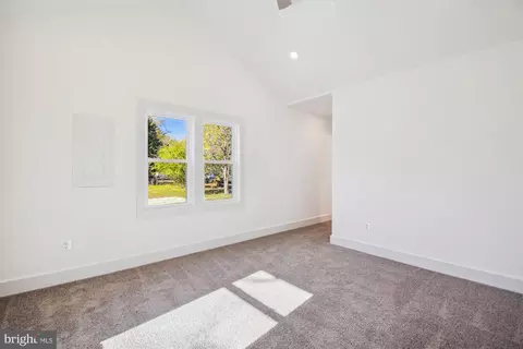 Bedroom - 1538 Warfield Rd, Edgewater, MD 21037 photo 1 of 2