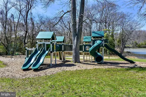 Exterior - 1538 Warfield Rd, Edgewater, MD 21037 photo 5 of 6