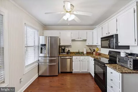 2540 Vineyard Ln, Crofton, MD 21114 photo 10