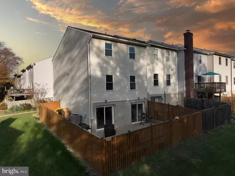 2540 Vineyard Ln, Crofton, MD 21114 photo 4