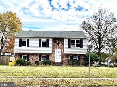 299 Roesler Ave, Glen Burnie, MD 21061