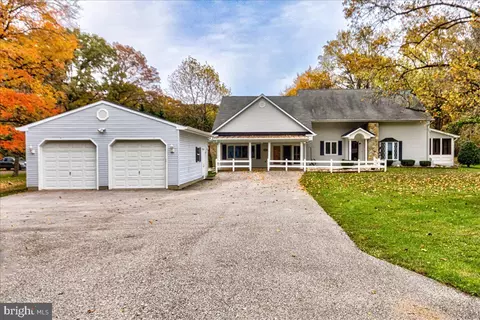 833 White Ave, Linthicum Heights, MD 21090