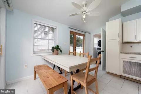 4238 Carvel Ln, Edgewater, MD 21037 photo 12