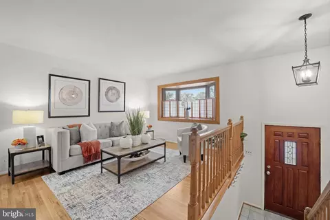 801 David Dr, Arnold, MD 21012 photo 3