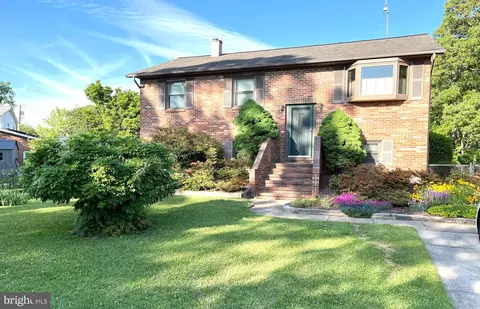 801 David Dr, Arnold, MD 21012 photo 2