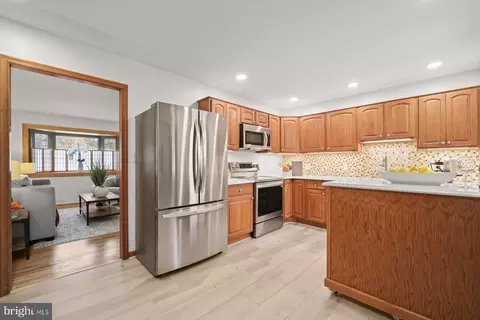 801 David Dr, Arnold, MD 21012 photo 5