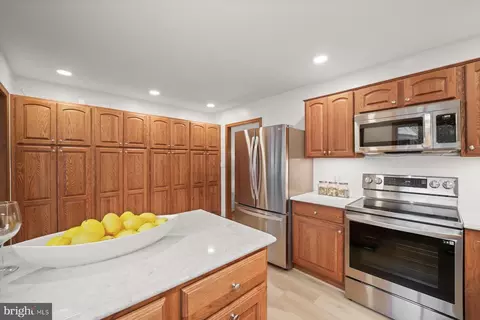 801 David Dr, Arnold, MD 21012 photo 8