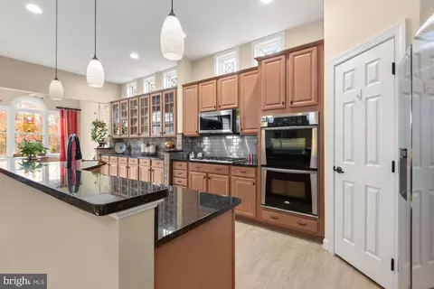 319 Grindstone Dr, Arnold, MD 21012 photo 9