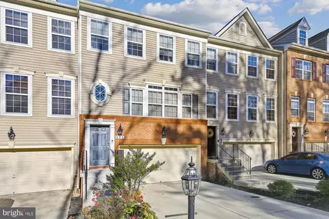 694 Millhouse Dr, Glen Burnie, MD 21060