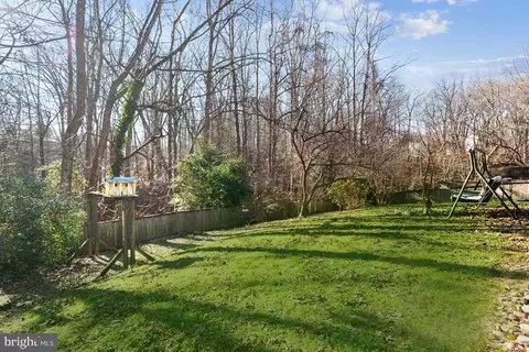 261 Overleaf Dr, Arnold, MD 21012 photo 4