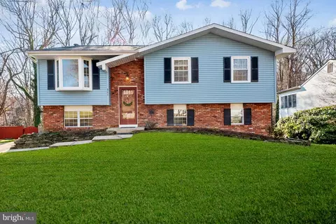 261 Overleaf Dr, Arnold, MD 21012