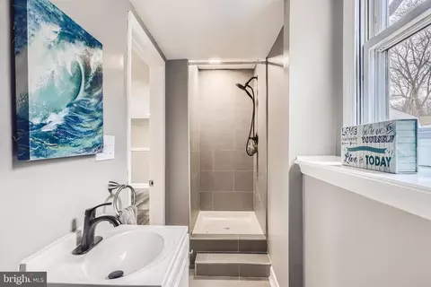 Bath - 8089 Forest Glen Dr, Pasadena, MD 21122 photo 3 of 3