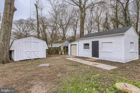 Exterior - 8089 Forest Glen Dr, Pasadena, MD 21122 photo 4 of 9